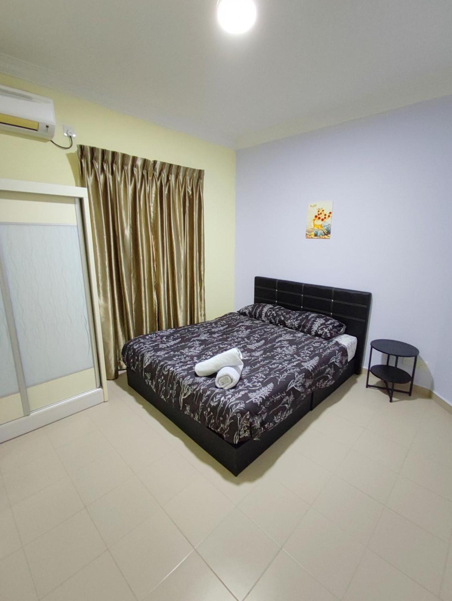 Jojo Homestay Tiara Residence Desaru Exterior foto